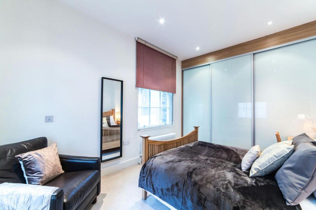 StayInn Aldgate East - main image