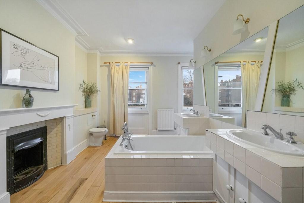 Elegant 5 bed Victorian Home in South Kensington - image 2