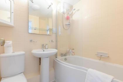 Spacious 1BD Flat 5 mins to Paddington Station! - image 11